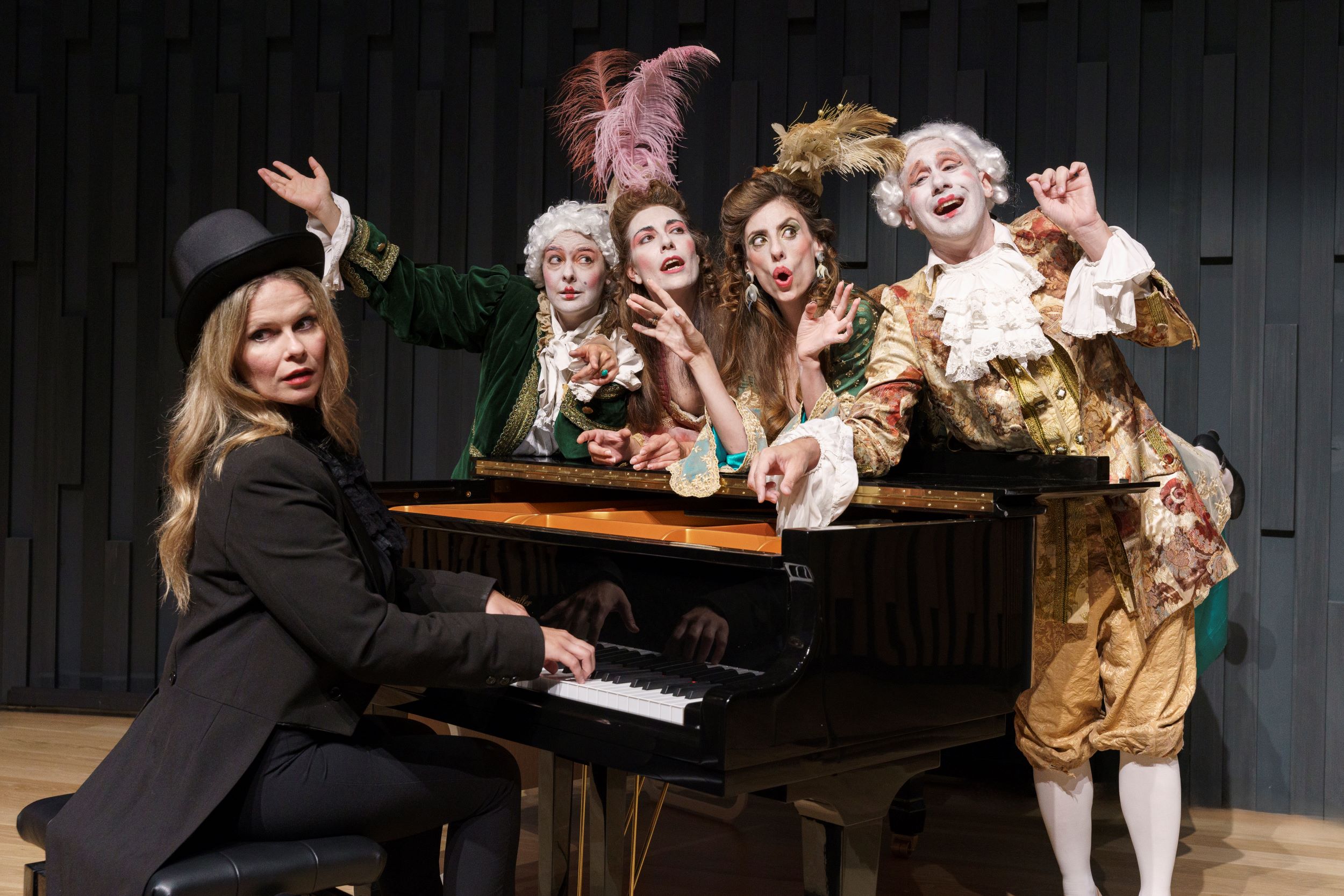 01. Ροσσινιαδα photo by Vasso Paraschi