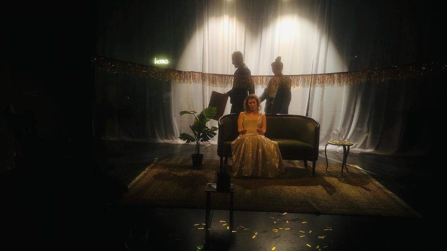 received 730321061779915