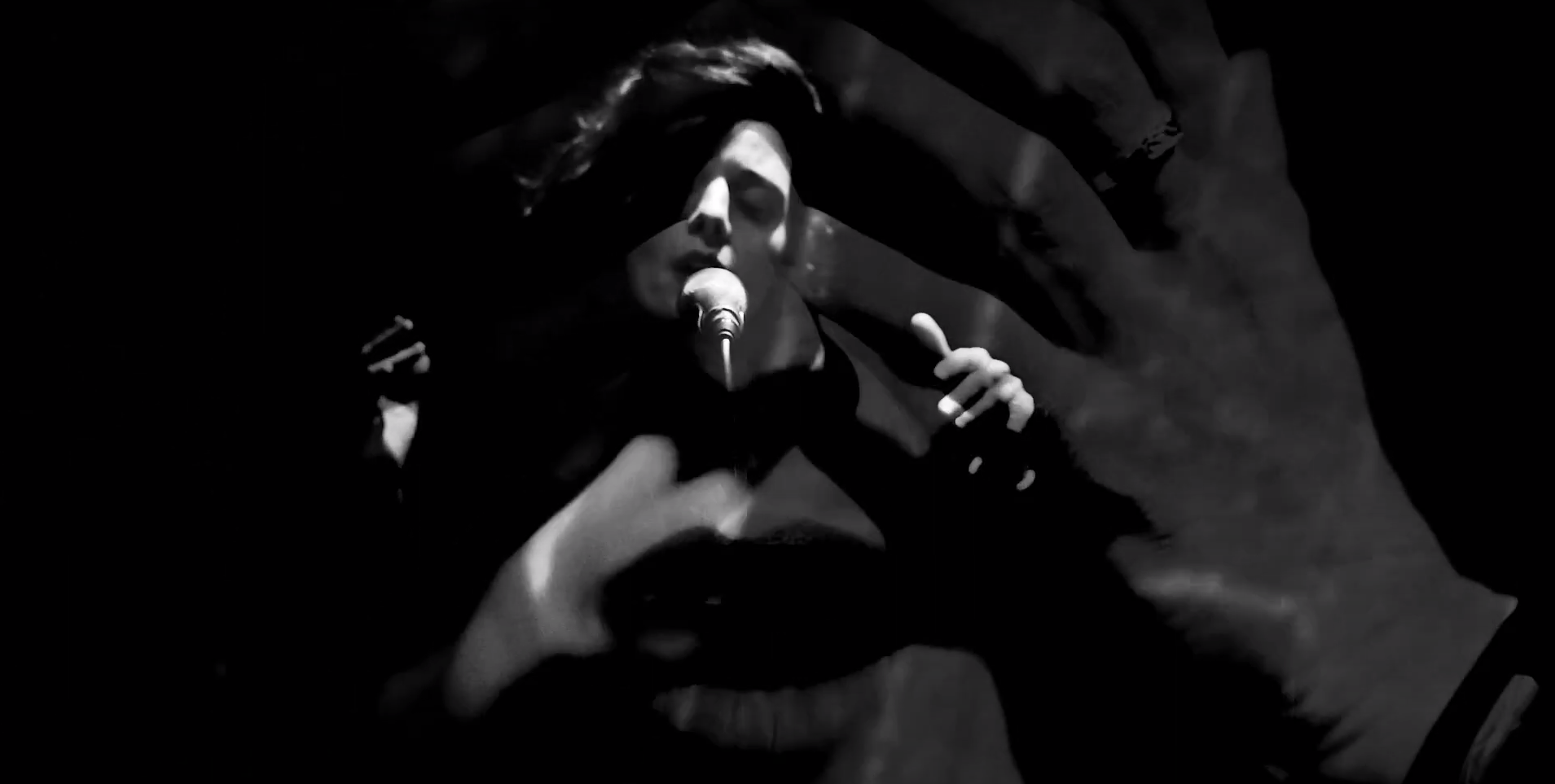 still photo 2. venebra