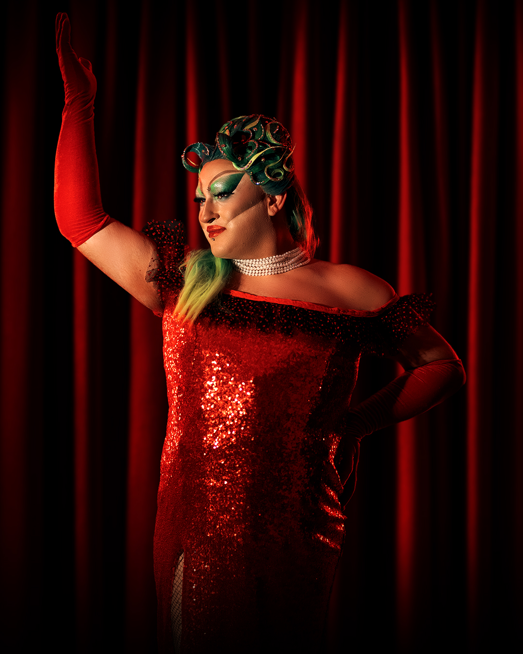 ΘΑΝΑΤΟΣ ΣΤΗΝ ΠΡΕΜΙΕΡΑ Σύζυγος Λάλα Κωλοπή