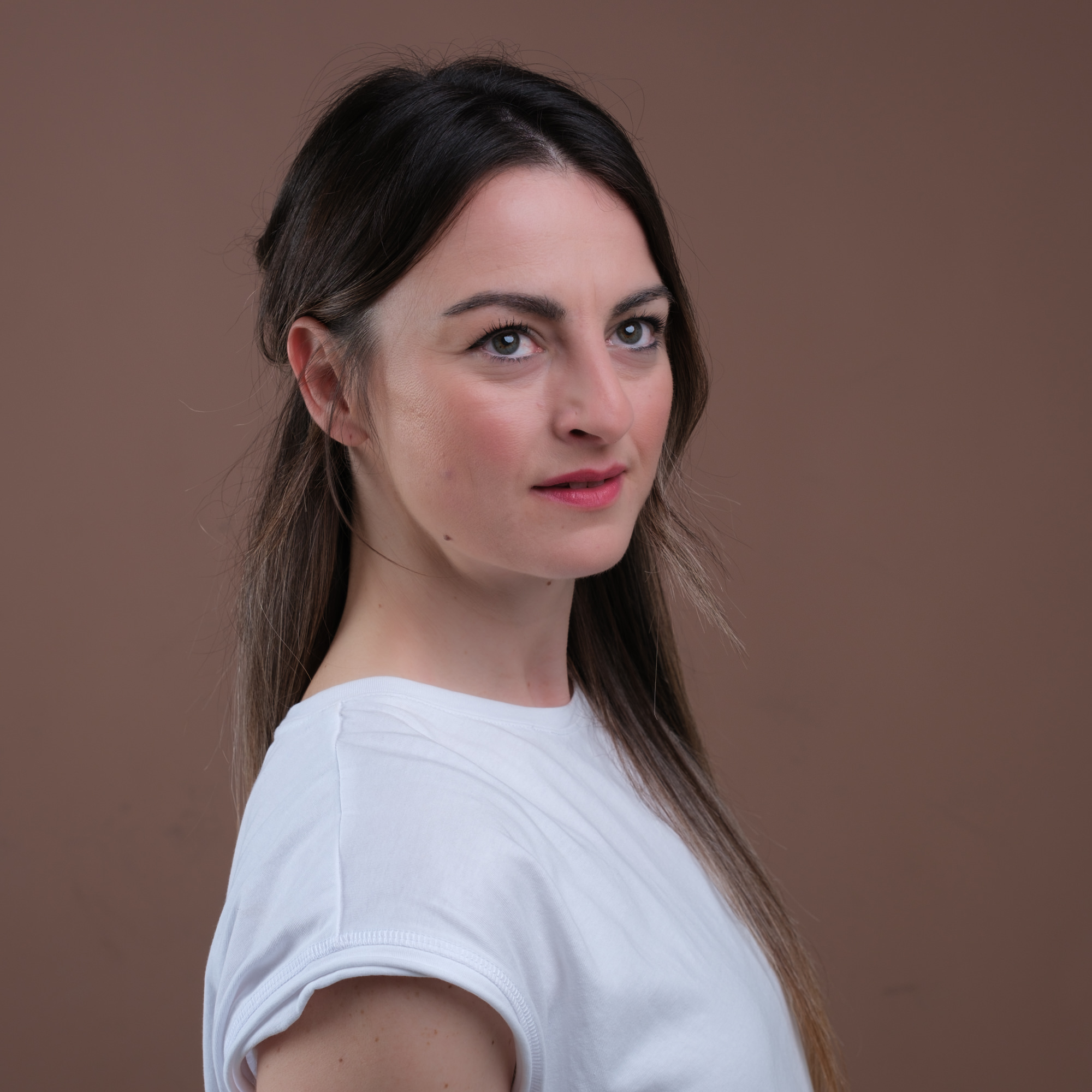 ΛΙΝΑ ΚΟΜΝΗΝΟΥ FOTO