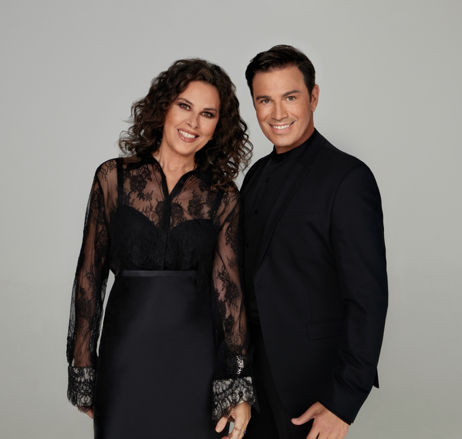 &Epsilon;. &Alpha;&Rho;&Beta;&Alpha;&Nu;&Iota;&Tau;&Alpha;&Kappa;&Eta; &amp; &Mu;. &Phi;&Rho;&Alpha;&Gamma;&Kappa;&Omicron;&Upsilon;&Lambda;&Eta;&Sigma; "&Pi;&rho;ώ&tau;&eta; &phi;&omicron;&rho;ά" | &sigma;&tau;&omicron; &theta;έ&alpha;&tau;&rho;&omicron; ''&Pi;&Alpha;&Lambda;&Lambda;&Alpha;&Sigma;''