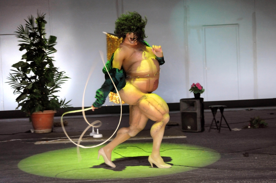 &Pi;&rho;&epsilon;&mu;&iota;έ&rho;&alpha; &gamma;&iota;&alpha; &tau;&omicron; RELIC &tau;&omicron;&upsilon; &Epsilon;&upsilon;&rho;&iota;&pi;ί&delta;&eta; &Lambda;&alpha;&sigma;&kappa;&alpha;&rho;ί&delta;&eta; &sigma;&tau;&omicron; &Pi;&tau;&iota; &Pi;&alpha;&lambda;&alpha;ί