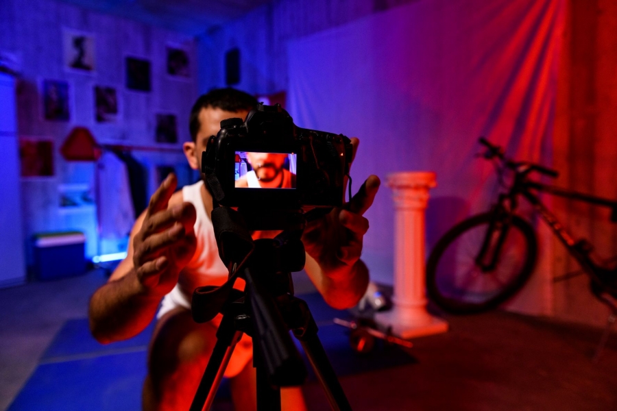 &laquo;F &ndash; X&raquo; &tau;&omicron;&upsilon; Michael Stampe (2012)