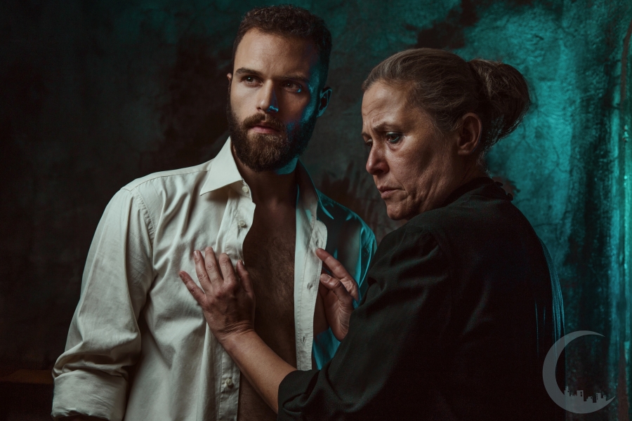 &Eta; &Sigma;&omicron;&nu;ά&tau;&alpha; &tau;&omicron;&upsilon; &Sigma;&epsilon;&lambda;&eta;&nu;ό&phi;&omega;&tau;&omicron;&sigmaf;