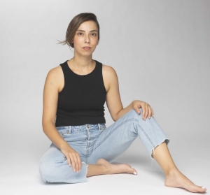 &Sigma;&upsilon;&nu;έ&nu;&tau;&epsilon;&upsilon;&xi;&eta; &tau;&eta;&sigmaf; &eta;&theta;&omicron;&pi;&omicron;&iota;&omicron;ύ &Alpha;&nu;&theta;&omicron;ύ&lambda;&alpha;&sigmaf; &Epsilon;&upsilon;&kappa;&alpha;&rho;&pi;ί&delta;&omicron;&upsilon; &mu;&epsilon; &alpha;&phi;&omicron;&rho;&mu;ή &tau;&eta;&nu; &pi;&alpha;&rho;ά&sigma;&tau;&alpha;&sigma;&eta;  &laquo;&Eta; &Omicron;&mu;&omicron;&lambda;&omicron;&gamma;ί&alpha; &tau;&eta;&sigmaf; 4&eta;&sigmaf; &Iota;&alpha;&nu;&omicron;&upsilon;&alpha;&rho;ί&omicron;&upsilon;&raquo;