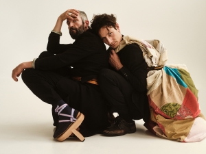 &Tau;&alpha; &Beta;&alpha;&tau;&rho;ά&chi;&iota;&alpha; &tau;&eta;&sigmaf; Έ&phi;&eta;&sigmaf; &Mu;&pi;ί&rho;&mu;&pi;&alpha; &mu;&epsilon; &tau;&omicron;&nu; Ά&rho;&eta; &Sigma;&epsilon;&rho;&beta;&epsilon;&tau;ά&lambda;&eta; &kappa;&alpha;&iota; &tau;&omicron;&nu; &Mu;&iota;&chi;ά&lambda;&eta; &Sigma;&alpha;&rho;ά&nu;&tau;&eta; "&kappa;&alpha;&tau;&alpha;&lambda;&alpha;&mu;&beta;ά&nu;&omicron;&upsilon;&nu;" &tau;&omicron; &Alpha;&rho;&chi;&alpha;ί&omicron; &Theta;έ&alpha;&tau;&rho;&omicron; &Epsilon;&pi;&iota;&delta;&alpha;ύ&rho;&omicron;&upsilon; &tau;&eta;&nu; &Pi;&alpha;&rho;&alpha;&sigma;&kappa;&epsilon;&upsilon;ή 28 &amp; &tau;&omicron; &Sigma;ά&beta;&beta;&alpha;&tau;&omicron; 29 &Iota;&omicron;&upsilon;&lambda;ί&omicron;&upsilon;