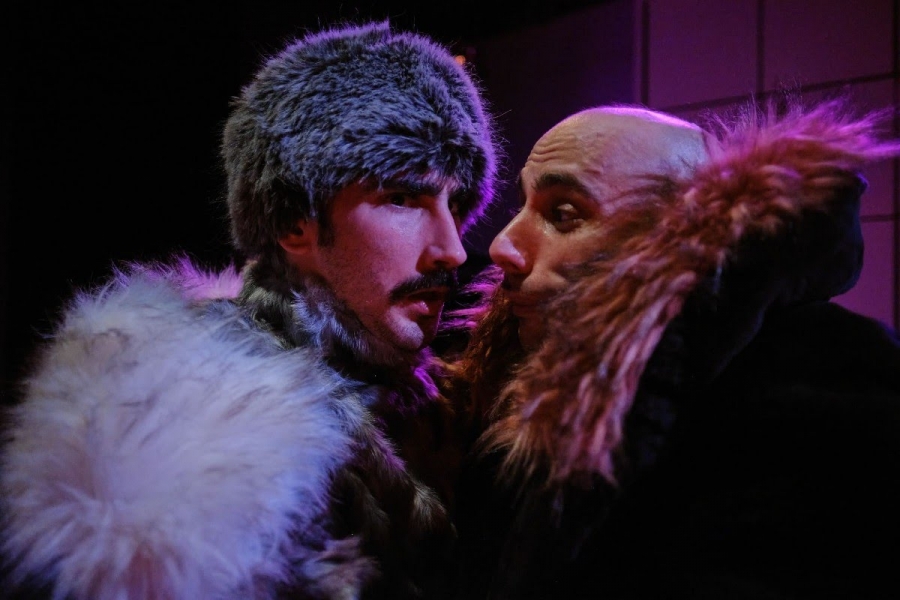 &Epsilon;ί&delta;&alpha;&mu;&epsilon; &tau;&eta;&nu; &pi;&alpha;&rho;ά&sigma;&tau;&alpha;&sigma;&eta; &Iota;&beta;ά&nu; &epsilon;&nu;&alpha;&nu;&tau;ί&omicron;&nu; &Iota;&beta;ά&nu; &sigma;&tau;&omicron; &theta;έ&alpha;&tau;&rho;&omicron; &tau;&omicron;&upsilon; &Nu;έ&omicron;&upsilon; &Kappa;ό&sigma;&mu;&omicron;&upsilon;