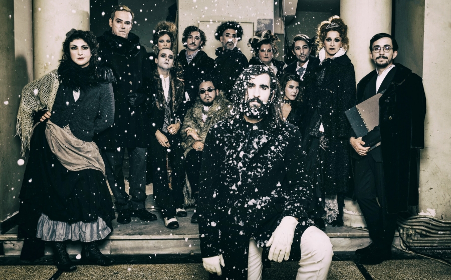 "&Sigma;&upsilon;&mu;&phi;&omicron;&rho;ά &alpha;&pi;ό &tau;&omicron; &pi;&omicron;&lambda;ύ &mu;&upsilon;&alpha;&lambda;ό" &sigma;&tau;&omicron; &Theta;έ&alpha;&tau;&rho;&omicron; &Omicron;&delta;&omicron;ύ &Kappa;&upsilon;&kappa;&lambda;ά&delta;&omega;&nu;-&Lambda;&epsilon;&upsilon;&tau;έ&rho;&eta;&sigmaf; &Beta;&omicron;&gamma;&iota;&alpha;&tau;&zeta;ή&sigmaf; &alpha;&pi;ό 3 &Nu;&omicron;&epsilon;&mu;&beta;&rho;ί&omicron;&upsilon;