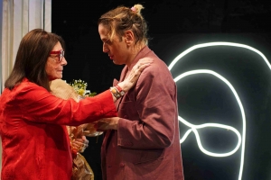 Ό&tau;&alpha;&nu; &mu;&epsilon;&gamma;&alpha;&lambda;ώ&sigma;&omega; &theta;&alpha; &gamma;ί&nu;&omega; &Nu;ά&nu;&alpha; &Mu;&omicron;ύ&sigma;&chi;&omicron;&upsilon;&rho;&eta; &tau;&omicron;&upsilon; &Nu;&tau;&alpha;&beta;ί&nu;&tau;  &Lambda;&epsilon;&lambda;&alpha;ί - &Epsilon;&lambda;ό