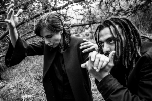 &Alpha;&nu;&tau;&iota;&gamma;ό&nu;&eta;, &mu;&epsilon;&tau;έ&omega;&rho;&eta; &sigma;&tau;&omicron; &Theta;έ&alpha;&tau;&rho;&omicron; &Sigma;&phi;&epsilon;&nu;&delta;ό&nu;&eta;