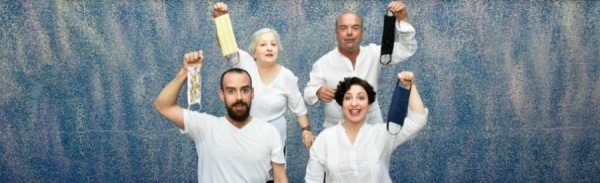 &Epsilon;ί&delta;&alpha;&mu;&epsilon; &tau;&eta;&nu; &epsilon;&pi;&iota;&theta;&epsilon;ώ&rho;&eta;&sigma;&eta; &tau;&eta;&sigmaf; &Epsilon;&lambda;έ&nu;&eta;&sigmaf; &Gamma;&epsilon;&rho;&alpha;&sigma;&iota;&mu;ί&delta;&omicron;&upsilon; &ldquo;&Mu;έ&nu;&omicron;&upsilon;&mu;&epsilon;...&tau;&alpha;&pi;ί&rdquo; &sigma;&tau;&omicron; &ldquo;&Alpha;&pi;ό &kappa;&omicron;&iota;&nu;&omicron;ύ&rdquo; &theta;έ&alpha;&tau;&rho;&omicron;!