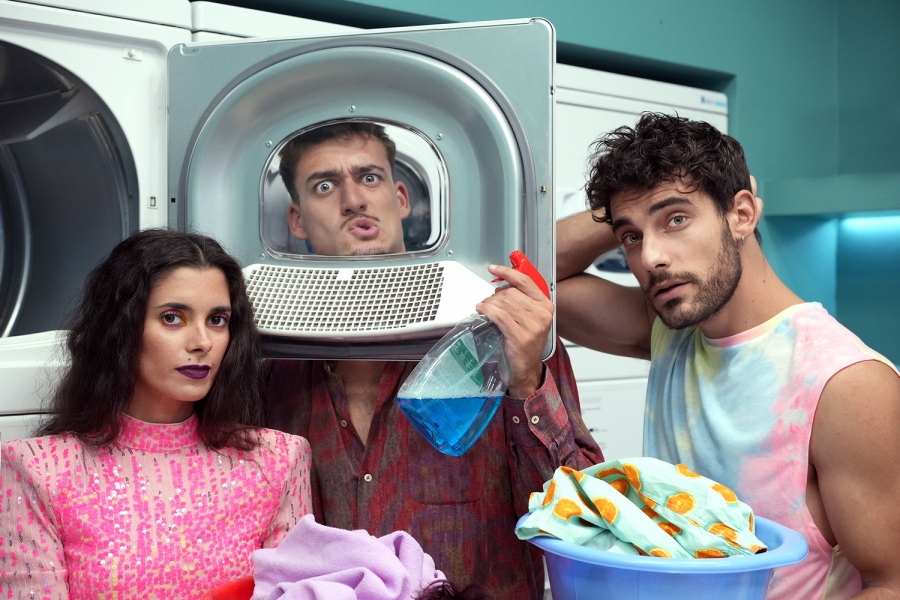 &laquo;&Eta; &Zeta;&omega;ή &mu;&omicron;&upsilon; &sigma;&tau;&eta;&nu; &Tau;έ&chi;&nu;&eta;&raquo;