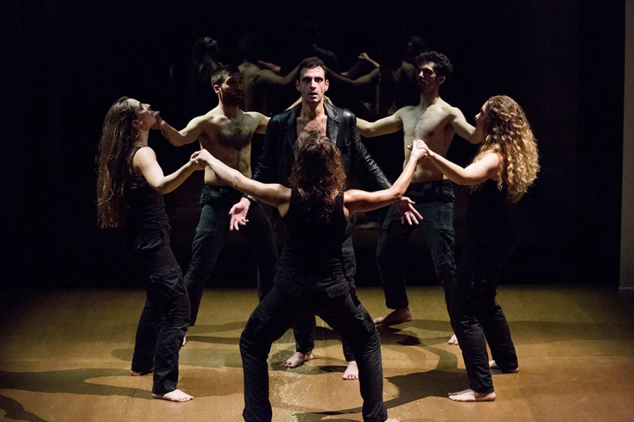 &Epsilon;ί&delta;&alpha;&mu;&epsilon; &tau;&eta;&nu; &ldquo;&Alpha;&nu;&tau;&iota;&gamma;ό&nu;&eta;&rdquo; &tau;&omicron;&upsilon; &Sigma;ά&beta;&beta;&alpha; &Sigma;&tau;&rho;&omicron;ύ&mu;&pi;&omicron;&upsilon; &sigma;&tau;&omicron; &theta;έ&alpha;&tau;&rho;&omicron; Ά&tau;&tau;&iota;&sigmaf;