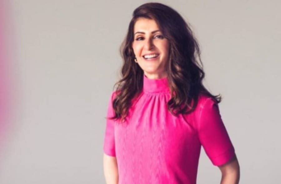 &Epsilon;ί&delta;&alpha;&mu;&epsilon; &tau;&eta;&nu; &pi;&alpha;&rho;ά&sigma;&tau;&alpha;&sigma;&eta; Tiny Beautiful Things &sigma;&tau;&omicron; &theta;έ&alpha;&tau;&rho;&omicron; &Pi;&alpha;&lambda;&lambda;ά&sigmaf;