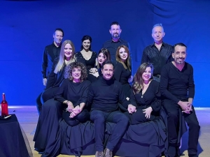 Ά&nu;&theta;&rho;&omega;&pi;&omicron;&iota; &Mu;&omicron;&nu;ά&chi;&omicron;&iota;- &theta;έ&alpha;&tau;&rho;&omicron; &tau;&eta;&sigmaf; &Eta;&mu;έ&rho;&alpha;&sigmaf;.