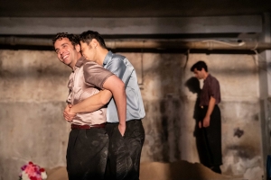 &Tau;&Epsilon;&Lambda;&Epsilon;&Upsilon;&Tau;&Alpha;&Iota;&Alpha; &Epsilon;&Pi;&Iota;&Theta;&Upsilon;&Mu;&Iota;&Alpha;