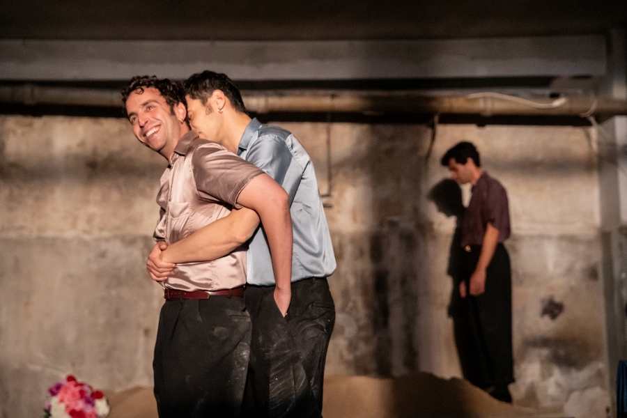 &Tau;&Epsilon;&Lambda;&Epsilon;&Upsilon;&Tau;&Alpha;&Iota;&Alpha; &Epsilon;&Pi;&Iota;&Theta;&Upsilon;&Mu;&Iota;&Alpha;