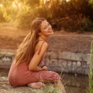 &Sigma;&upsilon;&nu;έ&nu;&tau;&epsilon;&upsilon;&xi;&eta; &tau;&eta;&sigmaf; &Delta;ή&mu;&eta;&tau;&rho;&alpha;&sigmaf; &Nu;&tau;&alpha;&nu;&tau;ή &gamma;&iota;&alpha; &tau;&eta;&nu; &pi;&alpha;&rho;ά&sigma;&tau;&alpha;&sigma;&eta; VITA NOVA &sigma;&tau;&omicron; &theta;έ&alpha;&tau;&rho;&omicron;.gr.