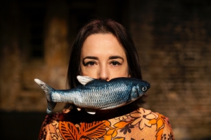 &Delta;&alpha;&gamma;&kappa;ώ&nu;&epsilon;&iota;; - &Mu;ί&alpha; &pi;&alpha;&rho;ά&sigma;&tau;&alpha;&sigma;&eta; &gamma;&iota;&alpha; &epsilon;&nu;ή&lambda;&iota;&kappa;&epsilon;&sigmaf; &mu;&epsilon; &theta;έ&mu;&alpha; &tau;&alpha; &zeta;ώ&alpha; &gamma;&iota;&alpha; &delta;&epsilon;ύ&tau;&epsilon;&rho;&eta; &chi;&rho;&omicron;&nu;&iota;ά &sigma;&tau;&omicron; &theta;έ&alpha;&tau;&rho;&omicron; &Phi;&omicron;ύ&rho;&nu;&omicron;&sigmaf;