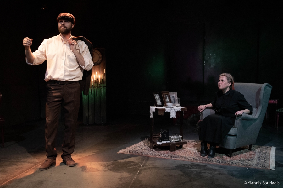 &Epsilon;ί&delta;&alpha;&mu;&epsilon; &tau;&eta;&nu; "&Sigma;&omicron;&nu;ά&tau;&alpha; &tau;&omicron;&upsilon; &sigma;&epsilon;&lambda;&eta;&nu;ό&phi;&omega;&tau;&omicron;&sigmaf;" &tau;&omicron;&upsilon; &Gamma;&iota;ά&nu;&nu;&eta; &Rho;ί&tau;&sigma;&omicron;&upsilon; &sigma;&tau;&omicron; &theta;έ&alpha;&tau;&rho;&omicron; Faust