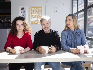 &Epsilon;ί&delta;&alpha;&mu;&epsilon; &tau;&eta;&nu; &pi;&alpha;&rho;ά&sigma;&tau;&alpha;&sigma;&eta; &Sigma;&epsilon; &beta;&lambda;έ&pi;&omega; &sigma;&tau;&omicron; &Mu;&iota;&kappa;&rho;ό &Pi;&alpha;&lambda;&lambda;ά&sigmaf;