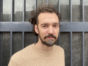 &Sigma;&upsilon;&nu;έ&nu;&tau;&epsilon;&upsilon;&xi;&eta;  &tau;&omicron;&upsilon; &sigma;&kappa;&eta;&nu;&omicron;&theta;έ&tau;&eta; &Omicron;&delta;&upsilon;&sigma;&sigma;έ&alpha;&nbsp; &Zeta;ή&kappa;&alpha; &mu;&epsilon; &alpha;&phi;&omicron;&rho;&mu;ή &tau;&eta;&nu; &pi;&alpha;&rho;ά&sigma;&tau;&alpha;&sigma;&eta; &laquo;&Nu;&epsilon;&kappa;&rho;&omicron;&tau;&alpha;&phi;&epsilon;ί&omicron; &Alpha;&upsilon;&tau;&omicron;&kappa;&iota;&nu;ή&tau;&omega;&nu;&raquo;