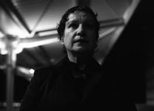 &Lambda;&alpha; &Pi;&omicron;&upsilon;&pi;έ &sigma;&tau;&omicron; &theta;έ&alpha;&tau;&rho;&omicron; &Sigma;&phi;&epsilon;&nu;&delta;ό&nu;&eta;.