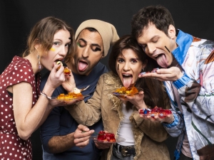 &Delta;&Eta;&Mu;&Omicron;&Tau;&Iota;&Kappa;&Omicron; &Theta;&Epsilon;&Alpha;&Tau;&Rho;&Omicron; &Pi;&Epsilon;&Iota;&Rho;&Alpha;&Iota;&Alpha; || &Mu;&Eta; &Sigma;&Kappa;&Alpha;&Lambda;&Iota;&Zeta;&Epsilon;&Iota;&Sigma; &Tau;&Eta;&Nu; &Alpha;&Mu;&Mu;&Omicron;