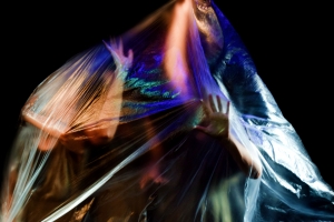 &laquo;&Sigma;&upsilon;&nu;&alpha;&xi;ά&rho;&iota;&alpha;, &mu;&alpha;&rho;&tau;&upsilon;&rho;ί&epsilon;&sigmaf;, &mu;ά&rho;&tau;&upsilon;&rho;&epsilon;&sigmaf;. 1922&raquo;, &eta; &pi;&alpha;&rho;ά&sigma;&tau;&alpha;&sigma;&eta; &tau;&eta;&sigmaf; &Mu;&iota;&chi;&alpha;&lambda;έ&alpha;&sigmaf; &Alpha;&nu;&tau;ώ&nu;&iota;&omicron;&upsilon; &mu;&epsilon; &alpha;&phi;&omicron;&rho;&mu;ή &tau;&alpha; 100 &chi;&rho;ό&nu;&iota;&alpha; &alpha;&pi;ό &tau;&eta; &Mu;&iota;&kappa;&rho;&alpha;&sigma;&iota;&alpha;&tau;&iota;&kappa;ή &kappa;&alpha;&tau;&alpha;&sigma;&tau;&rho;&omicron;&phi;ή , &alpha;&pi;ό 8 &Omicron;&kappa;&tau;&omega;&beta;&rho;ί&omicron;&upsilon; &sigma;&tau;&omicron;&nu; &Pi;&omicron;&lambda;&upsilon;&chi;ώ&rho;&omicron; VAULT