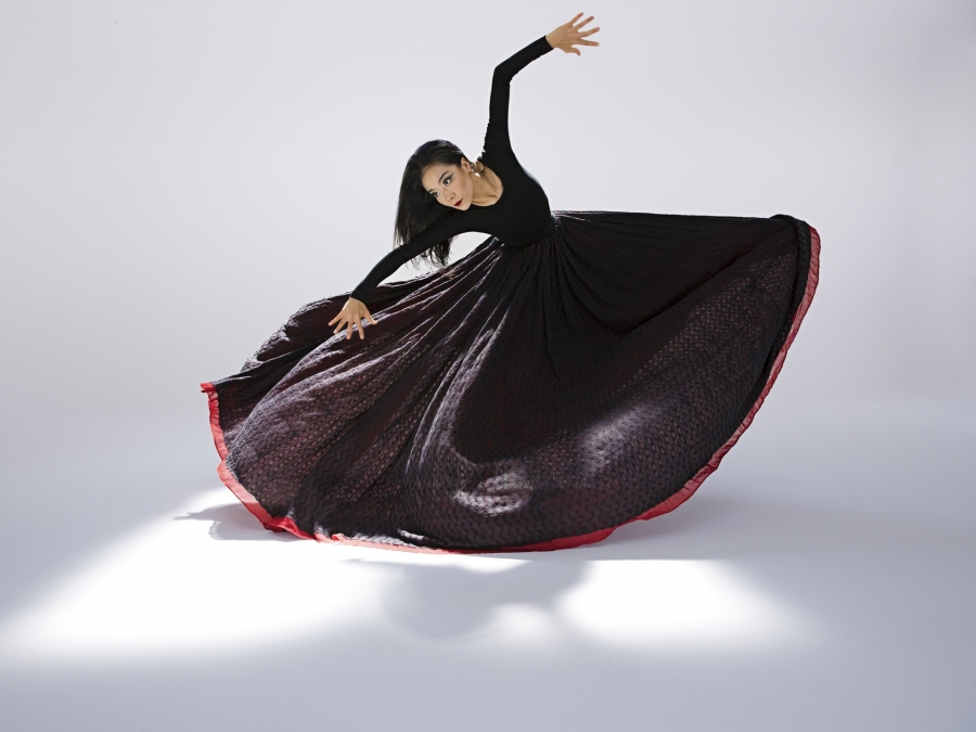 &ldquo;The First and The Future&rdquo; &Mu;&Epsilon;&Gamma;&Alpha;&Rho;&Omicron; &Mu;&Omicron;&Upsilon;&Sigma;&Iota;&Kappa;&Eta;&Sigma; &Alpha;&Theta;&Eta;&Nu;&Omega;&Nu;