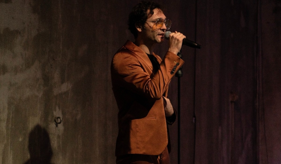 &Epsilon;ί&delta;&alpha;&mu;&epsilon; &tau;&omicron; &Sigma;&upsilon;&nu;έ&delta;&rho;&iota;&omicron; &gamma;&iota;&alpha; &tau;&omicron; &Iota;&rho;ά&nu; &alpha;&pi;ό &tau;&eta;&nu; &Omicron;&rho;&chi;ή&sigma;&tau;&rho;&alpha; &tau;&omega;&nu; &Mu;&iota;&kappa;&rho;ώ&nu; &Pi;&rho;&alpha;&gamma;&mu;ά&tau;&omega;&nu; &sigma;&tau;&omicron; &theta;έ&alpha;&tau;&rho;&omicron; &Pi;&omicron;&rho;&epsilon;ί&alpha;.