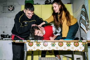 &laquo;Blackberry Trout Face (&Mu;&omicron;ύ&rho;&eta; &Gamma;&epsilon;&mu;ά&tau;&eta; &Mu;&omicron;ύ&rho;&alpha;)&raquo;