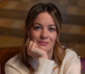 &Sigma;&upsilon;&nu;έ&nu;&tau;&epsilon;&upsilon;&xi;&eta; &tau;&eta;&sigmaf; &eta;&theta;&omicron;&pi;&omicron;&iota;&omicron;ύ &Kappa;&alpha;&tau;&sigma;&omicron;ύ&rho;&alpha; &Nu;ά&nu;&tau;&iota;&alpha;&sigmaf; &mu;&epsilon; &alpha;&phi;&omicron;&rho;&mu;ή &tau;&eta;&nu; &pi;&alpha;&rho;ά&sigma;&tau;&alpha;&sigma;&eta; &laquo;Bull&raquo;