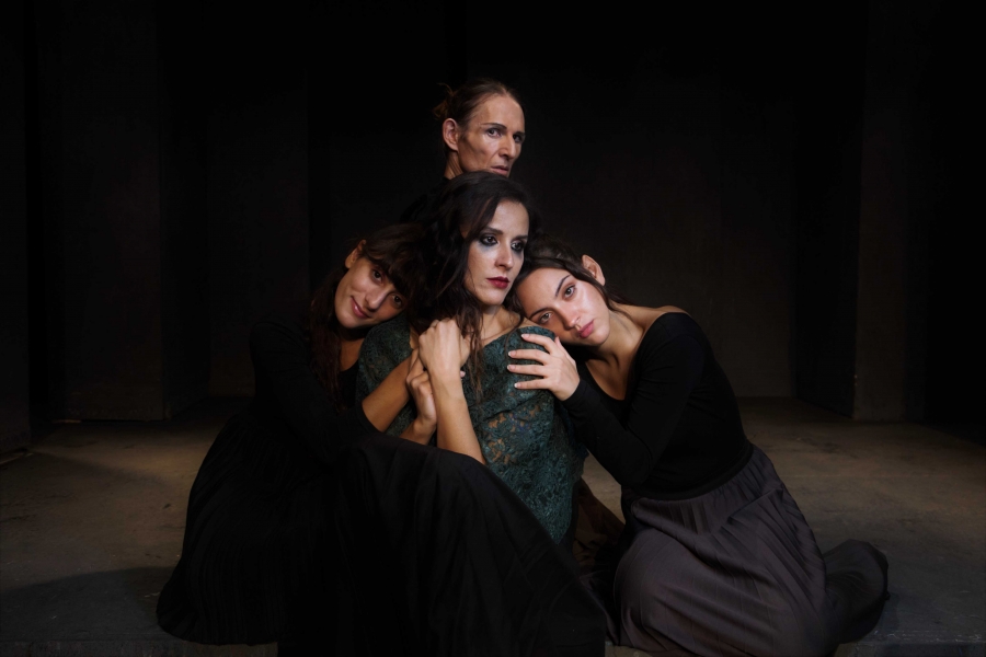 &Alpha;&lambda;&lambda;&alpha;&gamma;ή: "&Tau;&omicron; &sigma;&tau;&rho;ί&psi;&iota;&mu;&omicron; &tau;&eta;&sigmaf; &beta;ί&delta;&alpha;&sigmaf; Reloaded..." --> &alpha;&pi;ό 3 &Delta;&epsilon;&kappa;&epsilon;&mu;&beta;&rho;ί&omicron;&upsilon; &sigma;&tau;&omicron;&nu; &Pi;&omicron;&lambda;&upsilon;&chi;ώ&rho;&omicron; Vault Theatre Plus