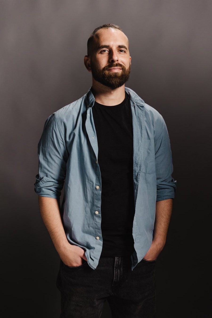 &Sigma;&upsilon;&nu;έ&nu;&tau;&epsilon;&upsilon;&xi;&eta; &tau;&omicron;&upsilon;   &Gamma;&iota;ά&nu;&nu;&eta; &Rho;&omicron;ύ&sigma;&sigma;&omicron;&upsilon; &sigma;&tau;&omicron; &theta;&epsilon;&alpha;&tau;&rho;&omicron; gr.