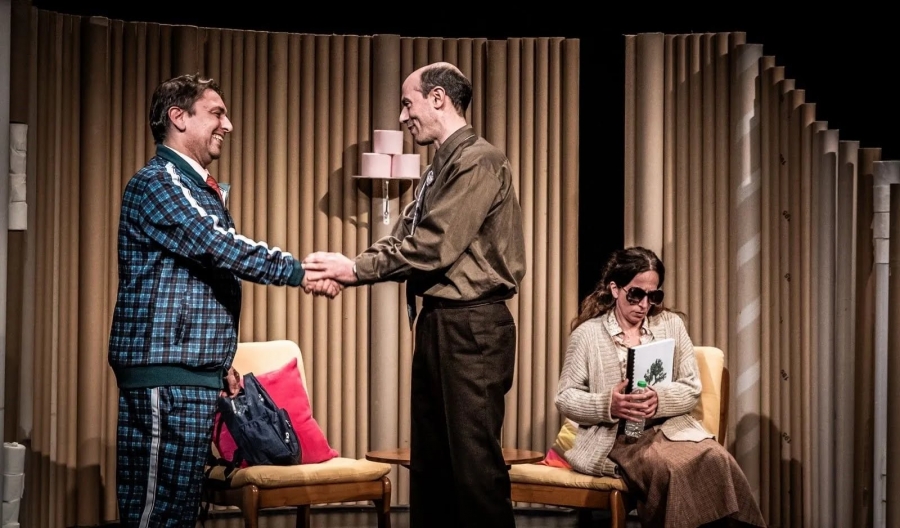 &Epsilon;ί&delta;&alpha;&mu;&epsilon; &tau;&omicron; Pigalle &sigma;&tau;&omicron; &theta;έ&alpha;&tau;&rho;&omicron; Olvio