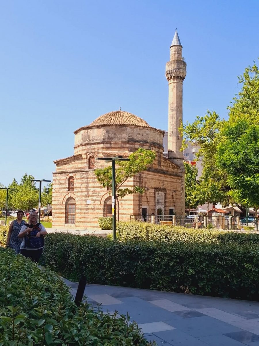 &Tau;&alpha;&xi;&iota;&delta;έ&psi;&alpha;&mu;&epsilon; &sigma;&tau;&eta;&nu; &Alpha;&lambda;&beta;&alpha;&nu;ί&alpha; &tau;&omega;&nu; &Pi;&epsilon;&rho;&iota;&eta;&gamma;&eta;&tau;ώ&nu;