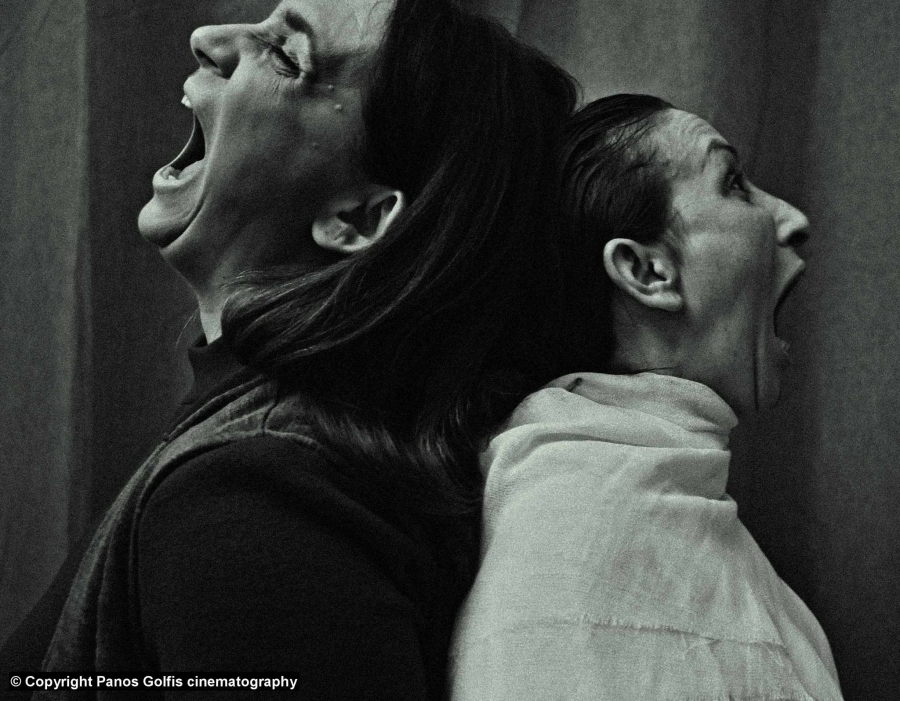 "&Gamma;&Upsilon;&Nu;&Alpha;&Iota;&Kappa;&Epsilon;&Sigma; &Tau;&Omicron;&Upsilon; &Pi;&Omicron;&Lambda;&Epsilon;&Mu;&Omicron;&Upsilon;" &Tau;&Eta;&Sigma; &Gamma;&Iota;&Omega;&Tau;&Alpha;&Sigma; &Kappa;&Omicron;&Upsilon;&Nu;&Delta;&Omicron;&Upsilon;&Rho;&Alpha;&Kappa;&Eta; &Sigma;&Tau;&Omicron; &Theta;&Epsilon;&Alpha;&Tau;&Rho;&Omicron; "&Epsilon;&Lambda;&Epsilon;&Rho; - &Epsilon;&Lambda;&Epsilon;&Nu;&Eta; &Epsilon;&Rho;&Eta;&Mu;&Omicron;&Upsilon;"