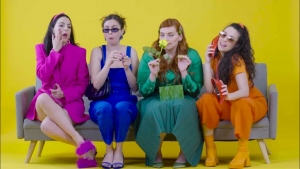 &Epsilon;ί&delta;&alpha;&mu;&epsilon; &tau;&eta;&nu; &pi;&alpha;&rho;ά&sigma;&tau;&alpha;&sigma;&eta; "&Mu;&epsilon; &delta;ύ&nu;&alpha;&mu;&eta; &alpha;&pi;&omicron; &tau;&eta;&nu; &Kappa;&eta;&phi;&iota;&sigma;&iota;ά" &alpha;&pi;&omicron; &tau;&eta;&nu; &omicron;&mu;ά&delta;&alpha; &Beta;&omicron;&upsilon;&tau;&iota;ά