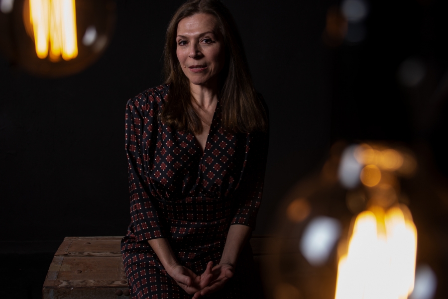 H &pi;&alpha;&rho;ά&sigma;&tau;&alpha;&sigma;&eta; &laquo;&Eta; &mu;ά&nu;&alpha; &alpha;&upsilon;&tau;&omicron;&upsilon;&nu;&omicron;ύ&hellip; Έ&lambda;&lambda;&eta; &Zeta;ά&chi;&omicron;&upsilon; &Tau;&alpha;&chi;&tau;&sigma;ή&raquo;, &mu;&epsilon; &tau;&eta; &Rho;ά&nu;&iota;&alpha; &Sigma;&chi;ί&zeta;&alpha;, &gamma;&iota;&alpha; 4&eta; &chi;&rho;&omicron;&nu;&iota;ά &sigma;&tau;&omicron; &theta;έ&alpha;&tau;&rho;&omicron; E&nu; &Alpha;&theta;ή&nu;&alpha;&iota;&sigmaf; / &Alpha;&pi;ό &tau;&omicron; &Sigma;ά&beta;&beta;&alpha;&tau;&omicron; 12 &Omicron;&kappa;&tau;&omega;&beta;&rho;ί&omicron;&upsilon;  