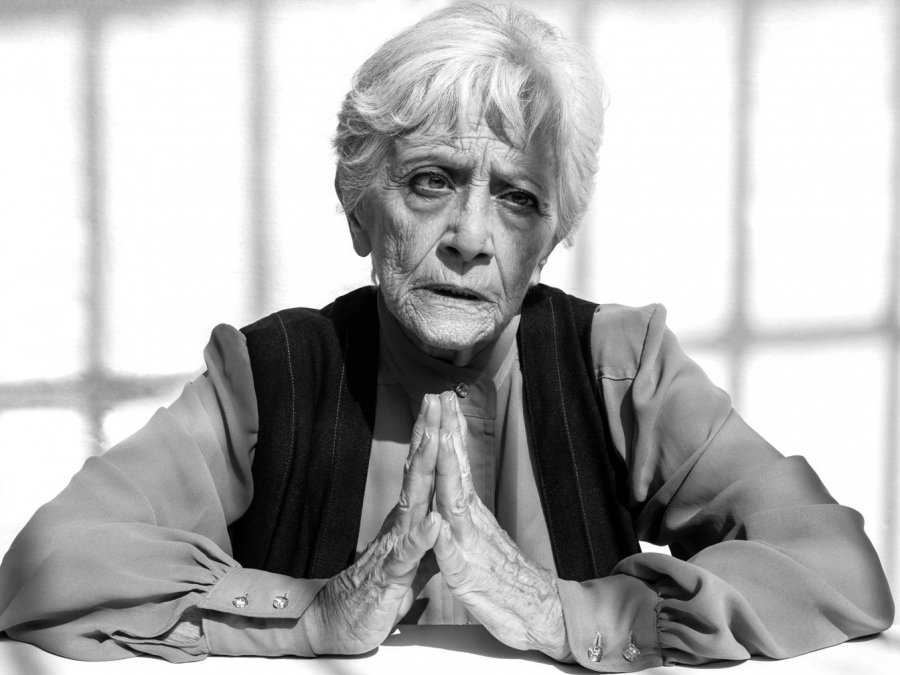 &Rho;ό&omicron;&upsilon;&zeta;